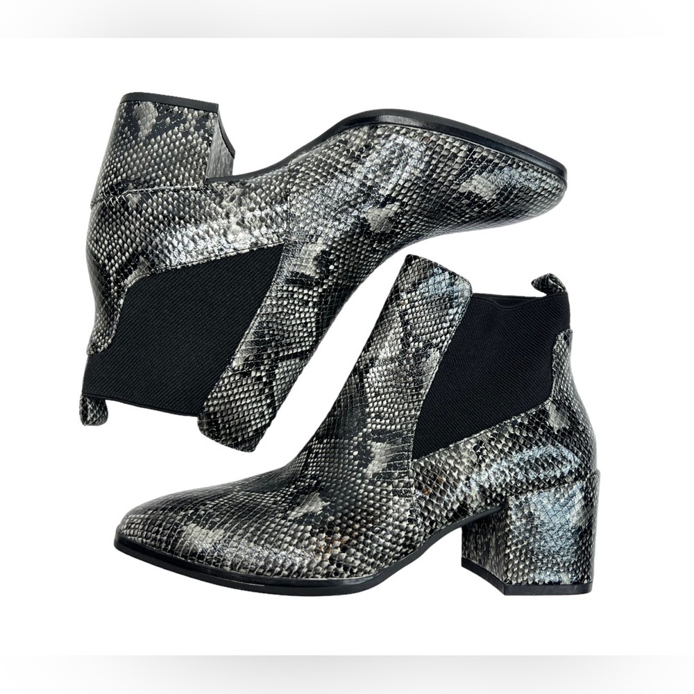 Anne Klein Size 6M Women’s Parson Block-Heel Ankle Boot Shoes Grey Animal Print - Picture 8 of 10